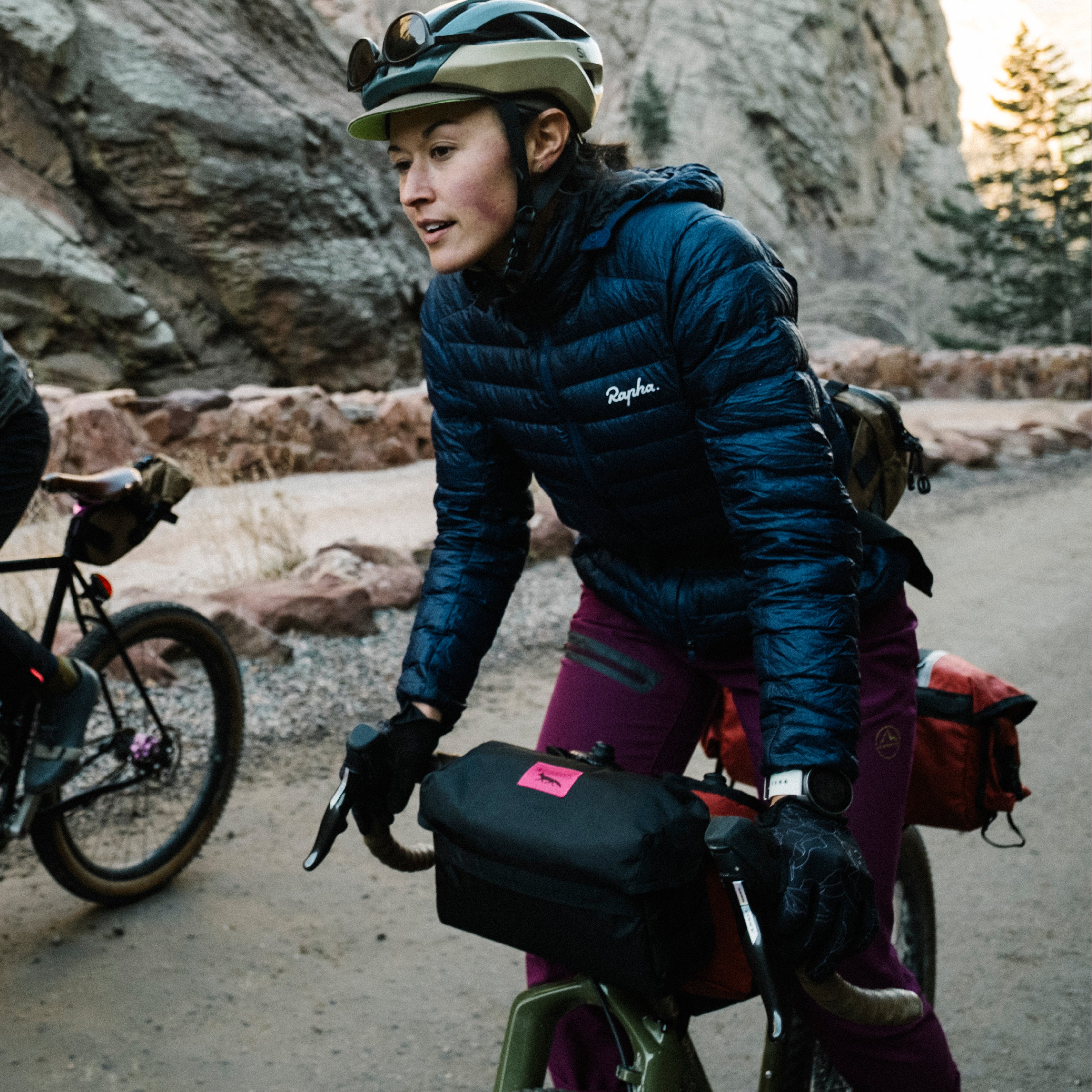 Swift Capstone Handlebar Bag – Wilde Bicycle Co.