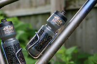 Aposematic 26oz Water Bottle