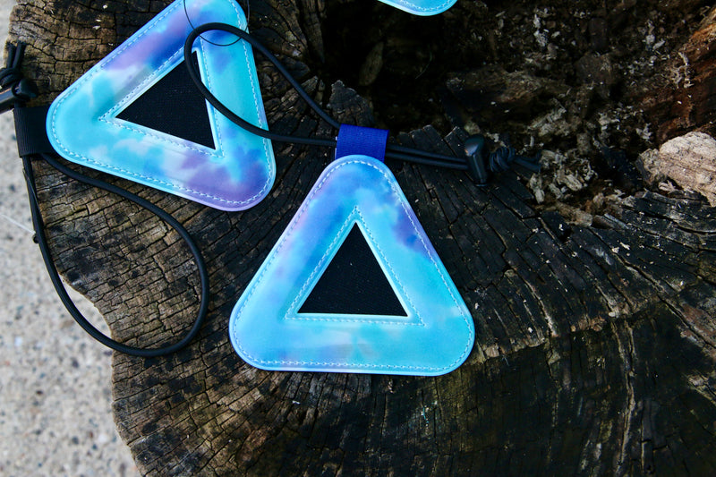 Blue Lug Triangle Reflector