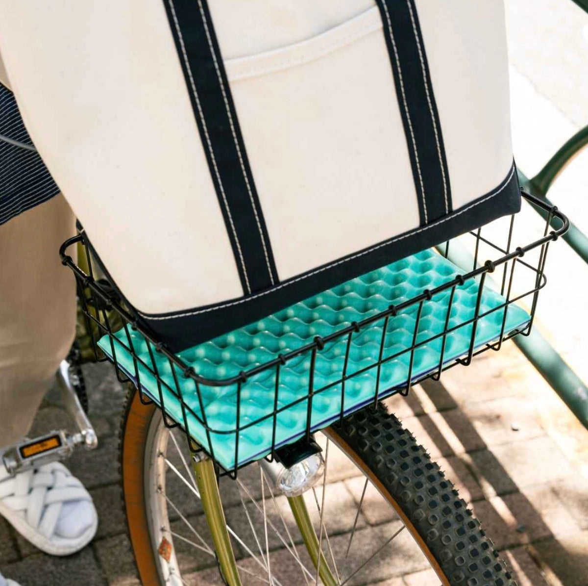 Blue Lug Puff Seat
