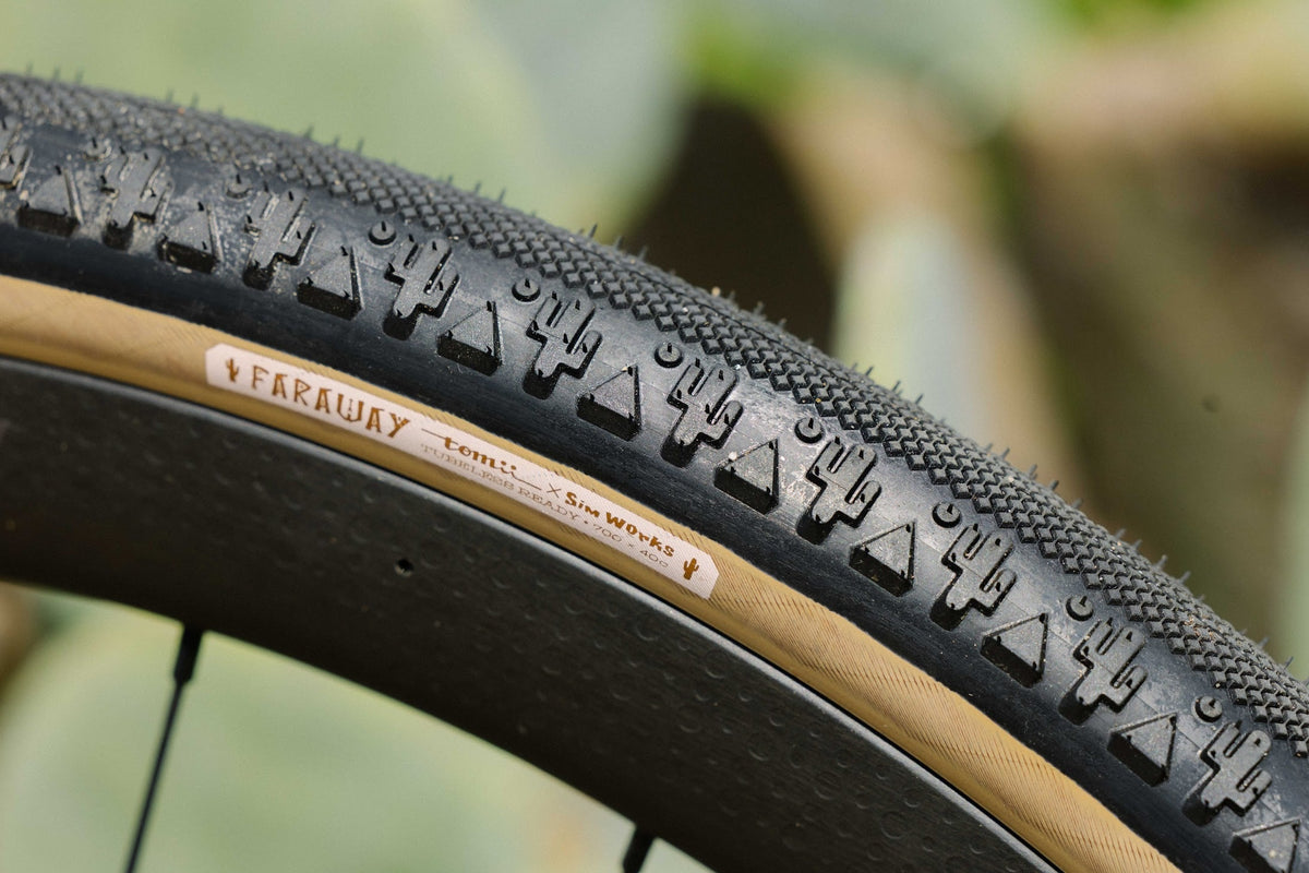 SimWorks x Tomii Cycles 'Faraway' Tire 700c