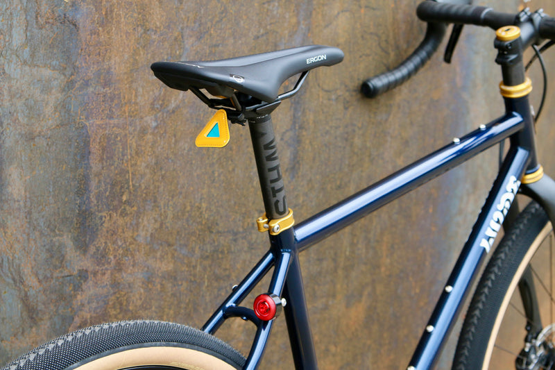 Blue Lug Koma Light Rear